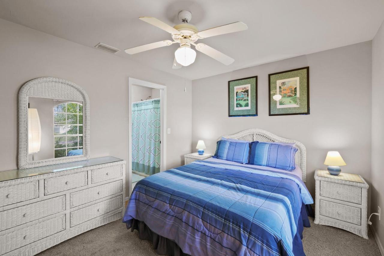 Family Vacation, Heated Pool, Wake Up To Enjoy The Sunrise - Villa Pine Island Cape Coral Extérieur photo